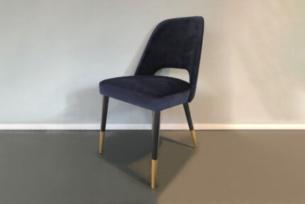 Mirela luksuzna tapacirana stolica, visok naslon, zlatni ili bakar detalji